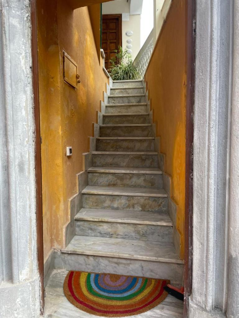 Appartamento con Vista e Balcone